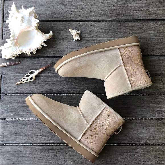 🌴🌼UGG- Ankle BOOTS🌼🌴 - Picture 6 of 11